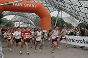 Start des b2run 2010 (Foto. MartiN Schmitz)